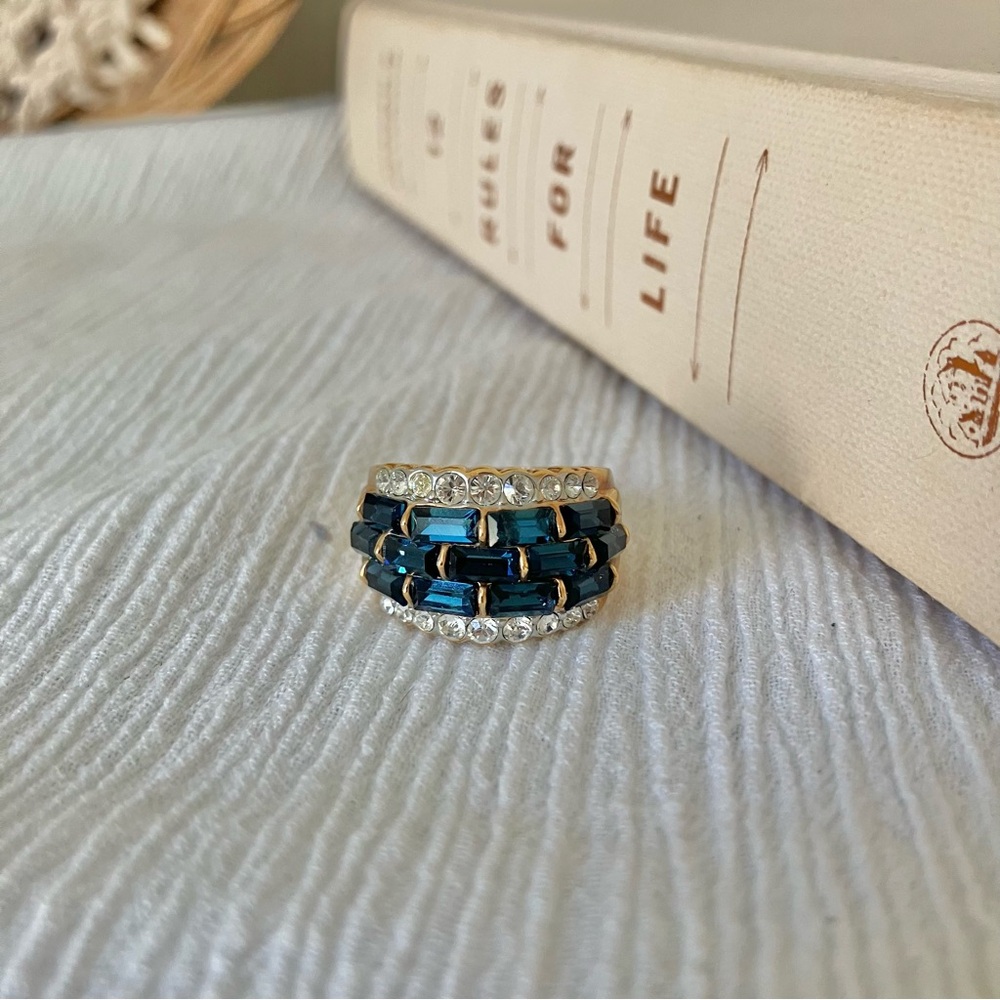 18KGE RSC Blue Glass Statement Ring Covenant Elegant Vintage Sparkly Glam